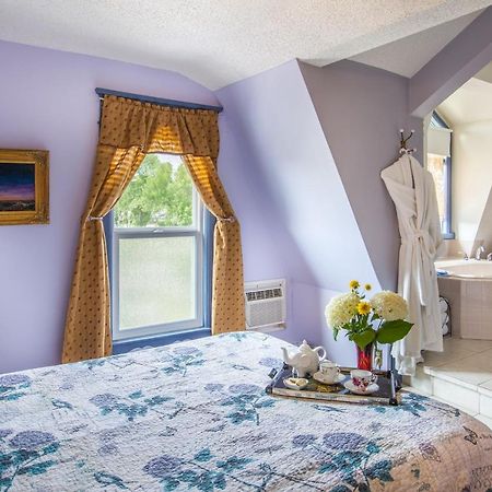 Heartwood Inn Drumheller Bagian luar foto