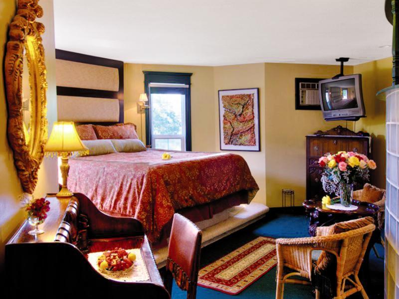 Heartwood Inn Drumheller Bagian luar foto