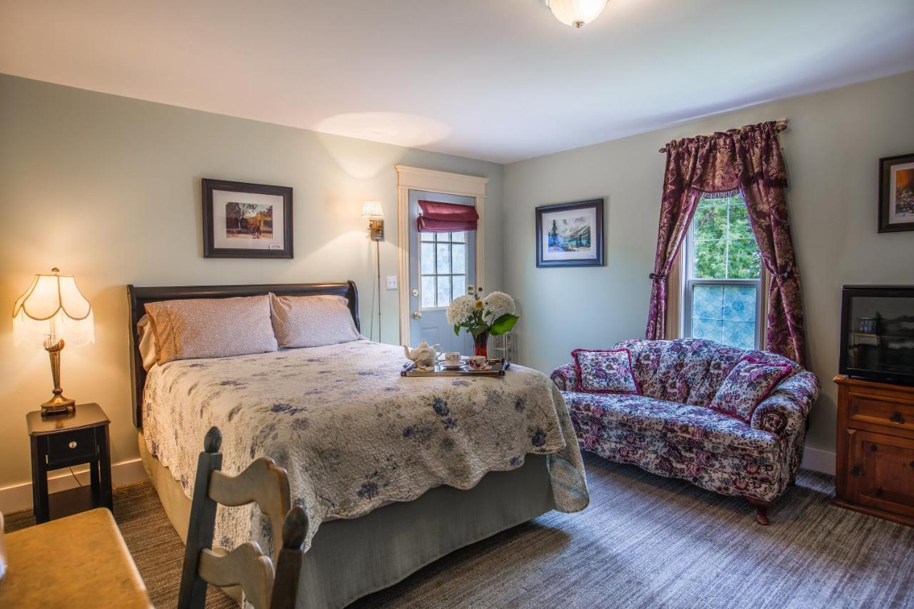 Heartwood Inn Drumheller Bagian luar foto
