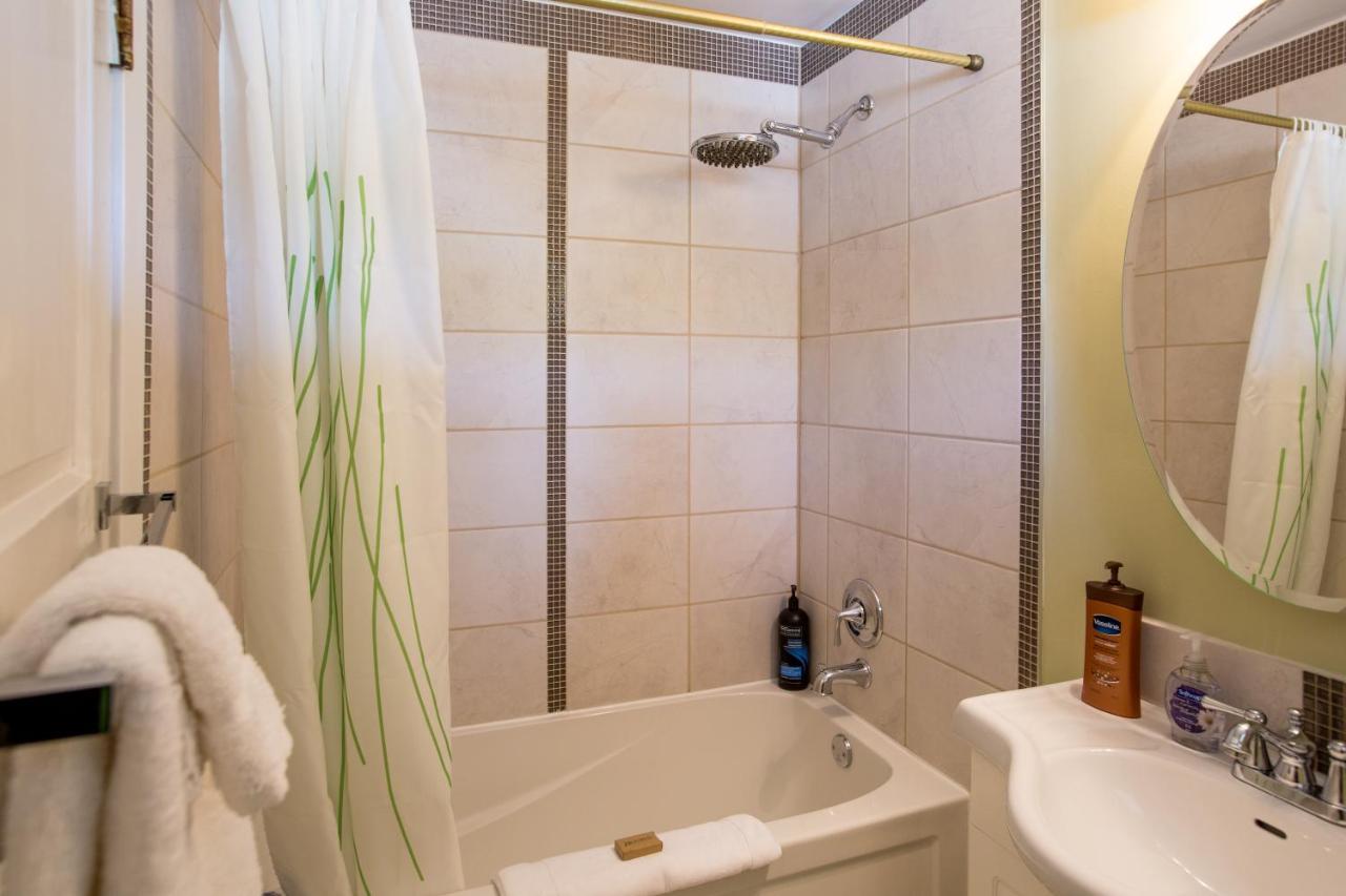 Heartwood Inn Drumheller Bagian luar foto